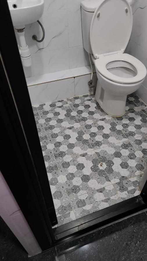 Hostel 16 Paris Guest House Block E Reception 10Th Floor Hongkong Eksteriør billede
